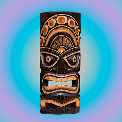 Maska totem tiki w polinezyjskim stylu
